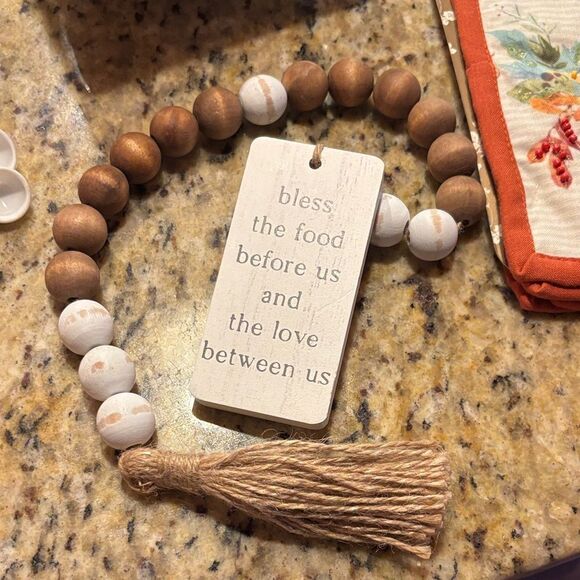 KitchenAid White Measuring Set with Floral utensil holder - Picture 4 of 10